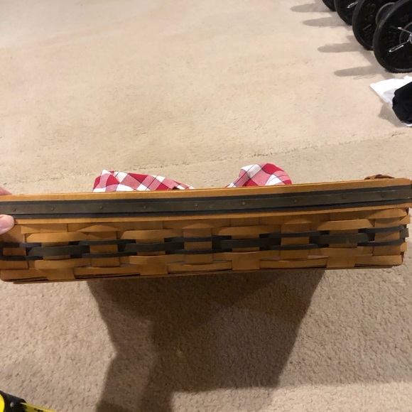 Vintage Longaberger 1999 Collectors Club Basket w/ 2 fabric liners-plastic liner - Picture 11 of 14